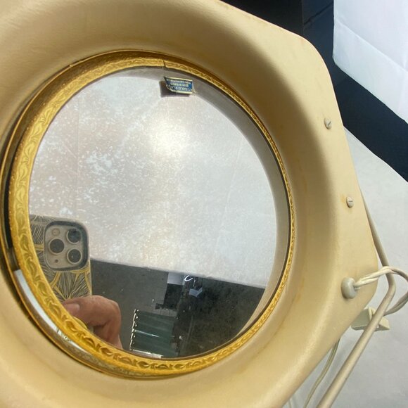 Vintage Matson Rose Lighted Makeup Mirror and Case - Picture 9 of 13